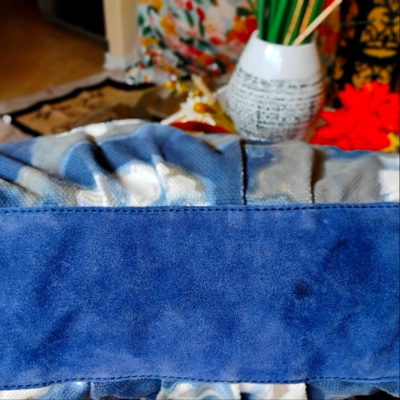 Lucky Brand Floral Tie Dye Vintage Hobo Bag - Picture 8 of 8